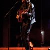 Foto Lian Ray te Ásgeir - 18/02 - Theater Rotterdam