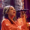 Foto Bebel Gilberto op Bebel Gilberto - 13/03 - Paradiso