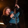 Foto girl in red te Down The Rabbit Hole 2022 - Zondag