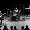 Foto Oz Noy op Oz Noy Trio w/ Anton Fig & Jimmy Haslip - 17/10 - Boerderij