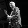 Foto Oz Noy te Oz Noy Trio w/ Anton Fig & Jimmy Haslip - 17/10 - Boerderij