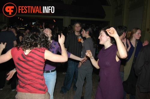Sfeerfoto Babylon Circus - 21/2 - Luxor Live