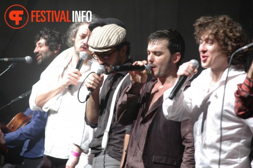 Sfeerfoto Babylon Circus - 21/2 - Luxor Live