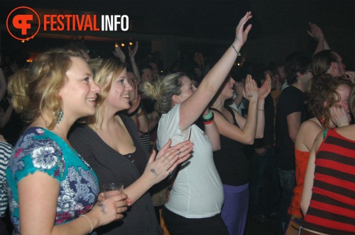 Sfeerfoto Babylon Circus - 21/2 - Luxor Live