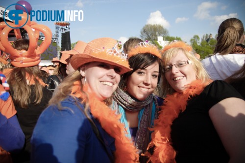 Sfeerfoto Koninginnedag Amsterdam 2010 - vrijdag 30 april
