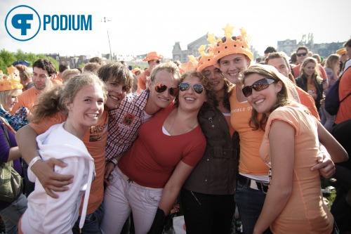 Sfeerfoto Koninginnedag Amsterdam 2010 - vrijdag 30 april