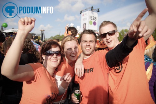 Sfeerfoto Koninginnedag Amsterdam 2010 - vrijdag 30 april