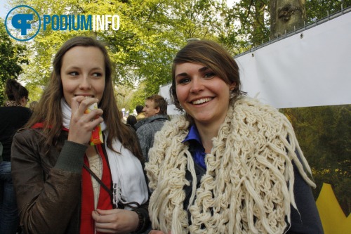 Sfeerfoto Bevrijdingspop Haarlem 2010 - woensdag 5 mei