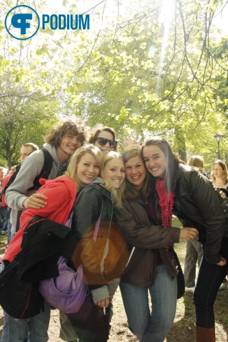 Sfeerfoto Bevrijdingspop Haarlem 2010 - woensdag 5 mei