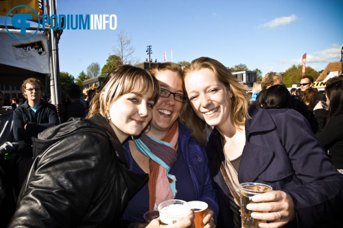 Sfeerfoto Bevrijdingsfestival Friesland 2010 - woensdag 5 mei