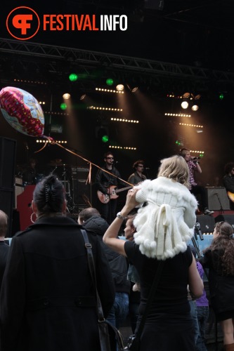 Sfeerfoto Bevrijdingsfestival Zuid-Holland 2010 - woensdag 5 mei