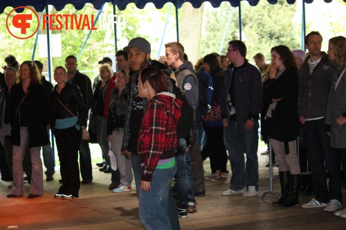 Sfeerfoto Bevrijdingsfestival Zuid-Holland 2010 - woensdag 5 mei