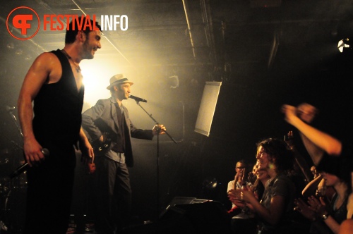 Sfeerfoto Babylon Circus - 24/9 - Burgerweeshuis