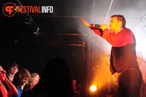 Sfeerfoto Babylon Circus - 24/9 - Burgerweeshuis