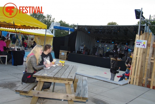 Sfeerfoto Mugfest 2010 - zaterdag 25 september