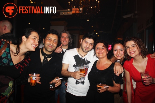 Sfeerfoto The Gypsy Queens and Kings - 12/2 - Paard van Troje