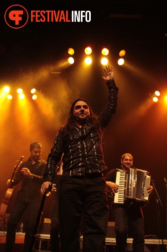 Sfeerfoto The Gypsy Queens and Kings - 12/2 - Paard van Troje