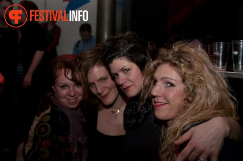 Sfeerfoto 5 Days Off - vrijdag 4 maart 2011