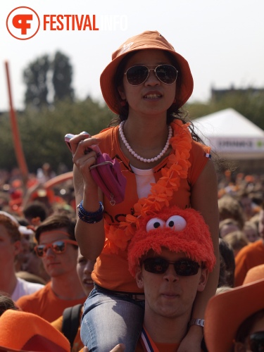 Sfeerfoto Koninginnedag Museumplein - zaterdag 30 april 2011