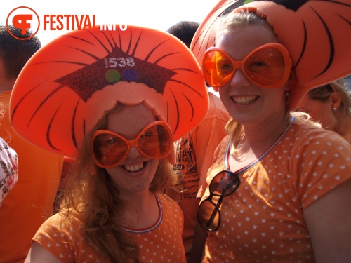 Sfeerfoto Koninginnedag Museumplein - zaterdag 30 april 2011