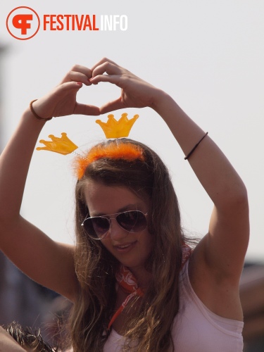 Sfeerfoto Koninginnedag Museumplein - zaterdag 30 april 2011