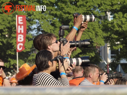 Sfeerfoto Koninginnedag Museumplein - zaterdag 30 april 2011