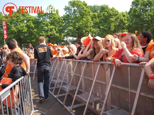 Sfeerfoto Koninginnedag Museumplein - zaterdag 30 april 2011