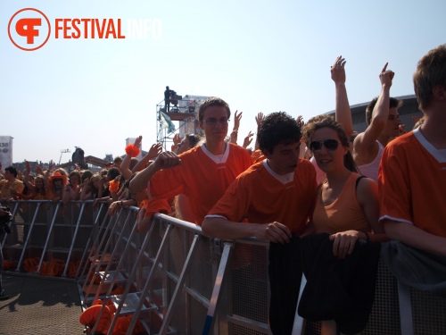 Sfeerfoto Koninginnedag Museumplein - zaterdag 30 april 2011