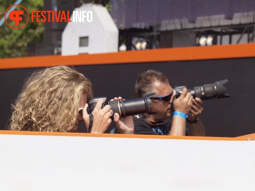 Sfeerfoto Koninginnedag Museumplein - zaterdag 30 april 2011