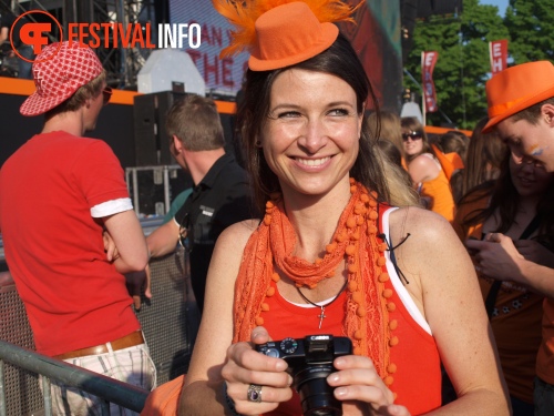 Sfeerfoto Koninginnedag Museumplein - zaterdag 30 april 2011