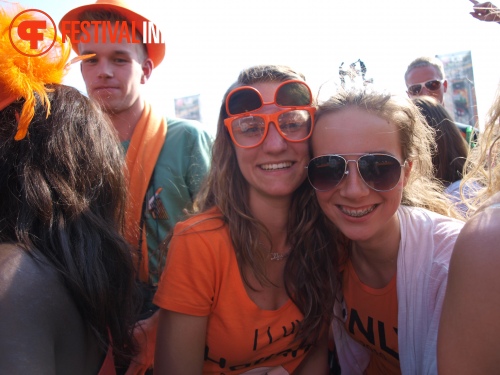 Sfeerfoto Koninginnedag Museumplein - zaterdag 30 april 2011