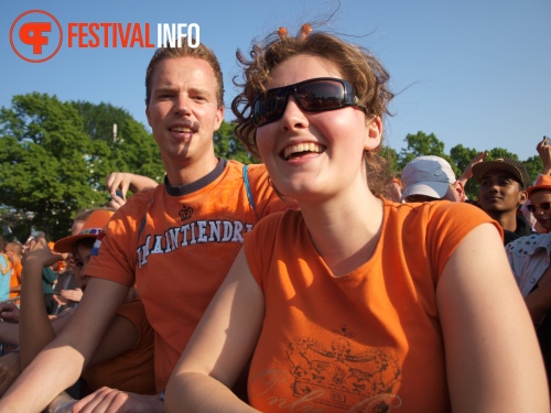 Sfeerfoto Koninginnedag Museumplein - zaterdag 30 april 2011