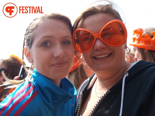 Sfeerfoto Koninginnedag Museumplein - zaterdag 30 april 2011