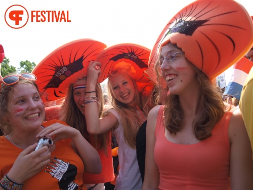 Sfeerfoto Koninginnedag Museumplein - zaterdag 30 april 2011