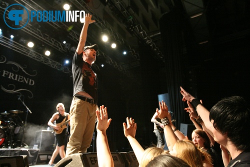 Sfeerfoto Funeral For A Friend / The Blackout - 1/5 - Effenaar