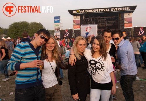 Sfeerfoto Bevrijdingsfestival Overijssel - 5 mei 2011