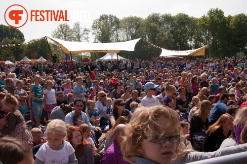 Sfeerfoto Bevrijdingsfestival Overijssel - 5 mei 2011