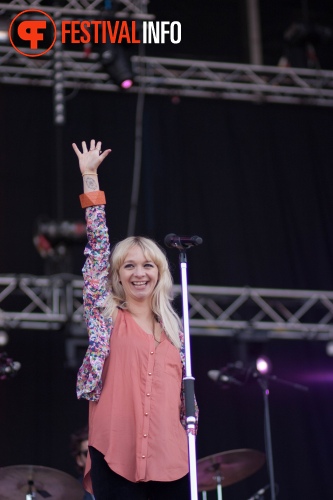 Sfeerfoto Bevrijdingsfestival Overijssel - 5 mei 2011
