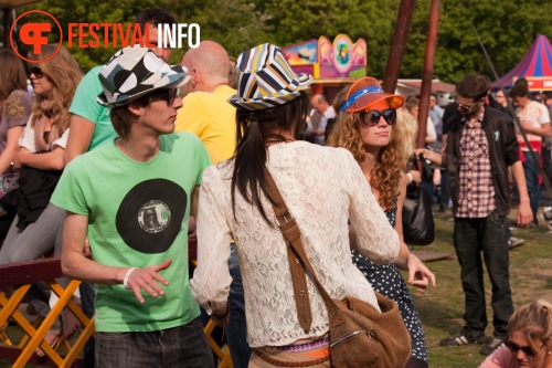 Sfeerfoto Bevrijdingsfestival Overijssel - 5 mei 2011
