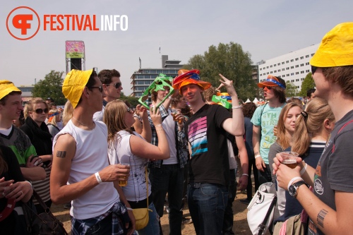 Sfeerfoto Bevrijdingsfestival Overijssel - 5 mei 2011
