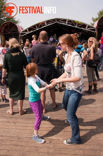 Sfeerfoto Bevrijdingsfestival Overijssel - 5 mei 2011