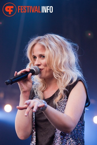 Sfeerfoto Bevrijdingsfestival Overijssel - 5 mei 2011