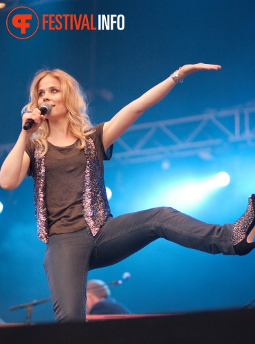 Sfeerfoto Bevrijdingsfestival Overijssel - 5 mei 2011