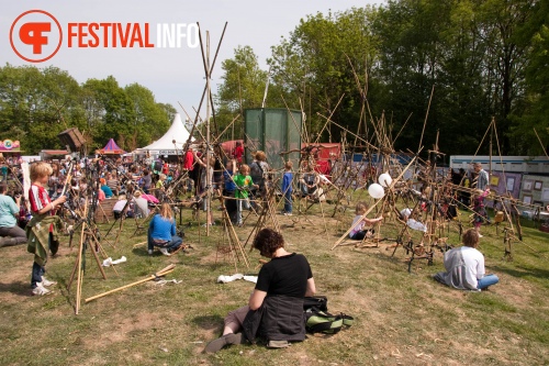 Sfeerfoto Bevrijdingsfestival Overijssel - 5 mei 2011