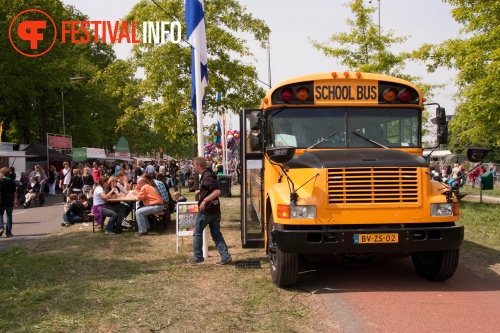 Sfeerfoto Bevrijdingsfestival Overijssel - 5 mei 2011
