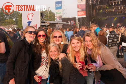 Sfeerfoto Bevrijdingsfestival Overijssel - 5 mei 2011