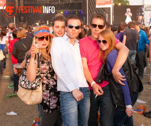 Sfeerfoto Bevrijdingsfestival Overijssel - 5 mei 2011