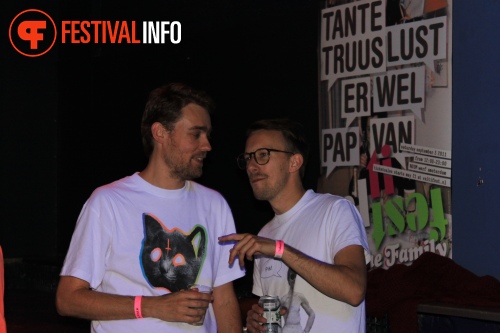 Sfeerfoto ValtiFeestje - zondag 8 mei 2011