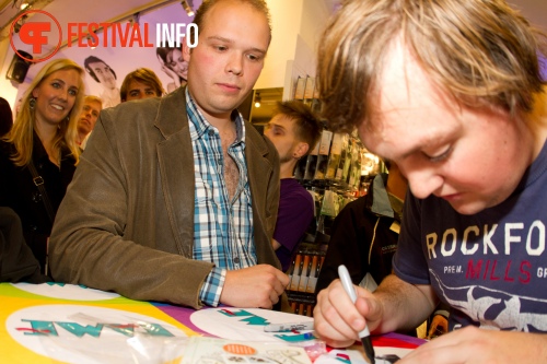 Sfeerfoto Tim Knol - 19/5 - FAME Megastore