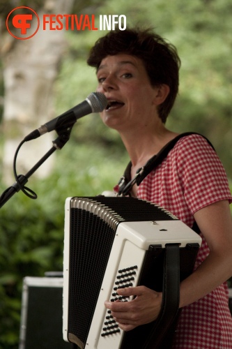 Sfeerfoto ZOOmeravond: Pearl Jozefzoon - 6/8 - Artis Amsterdam